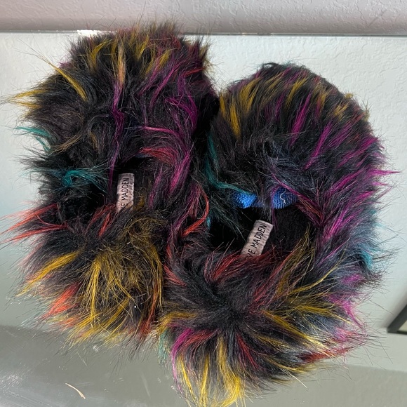 Cute fuzzy house shoe slippers faux fur - Picture 5 of 7